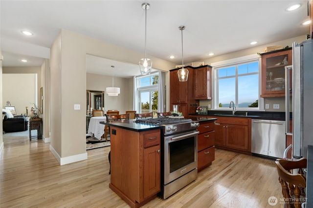 342 Echo Ridge Way, Camano Island, WA 98282