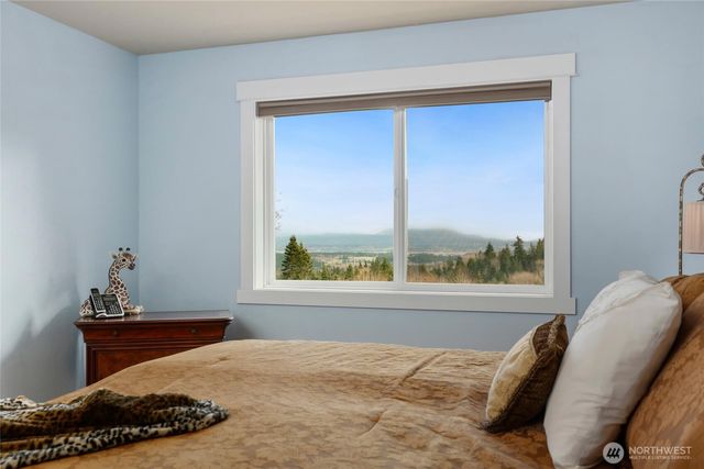 342 Echo Ridge Way, Camano Island, WA 98282