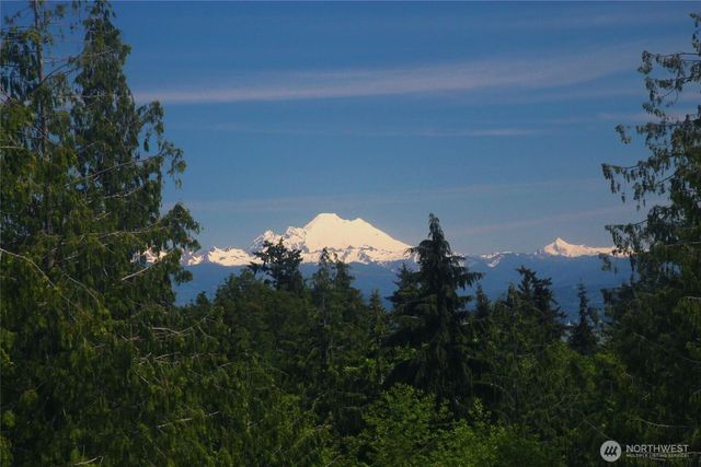 342 Echo Ridge Way, Camano Island, WA 98282