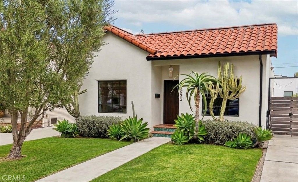 2932 Edgehill, Los Angeles, CA 90018 — photo 2