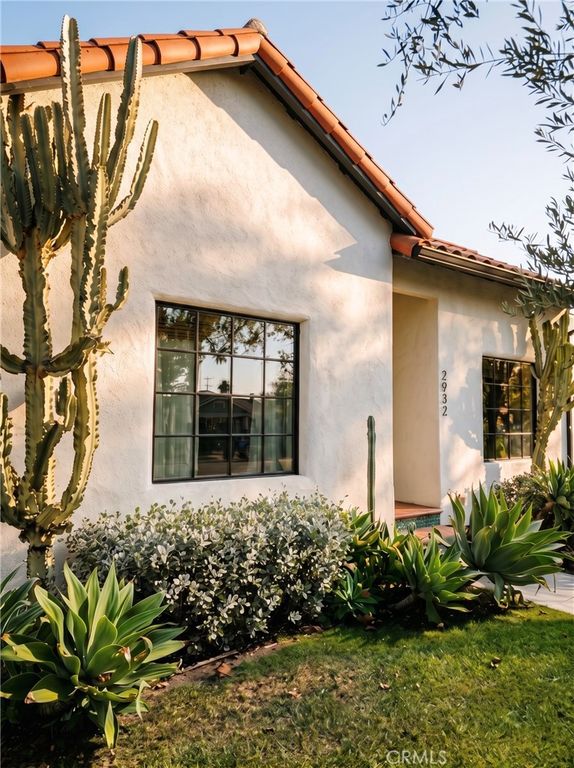 2932 Edgehill, Los Angeles, CA 90018 — photo 3