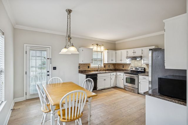 7701 Poplar Ridge Dr, Nashville, TN 37221