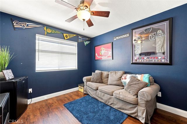 696 Corte Vina, Camarillo, CA 93010