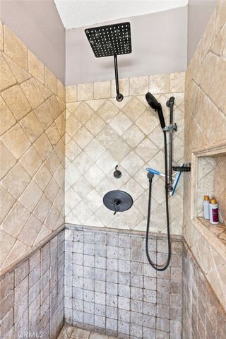 696 Corte Vina, Camarillo, CA 93010