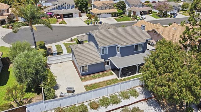 696 Corte Vina, Camarillo, CA 93010