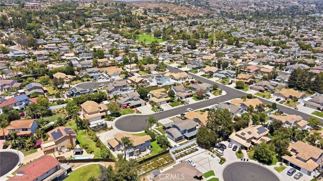 696 Corte Vina, Camarillo, CA 93010