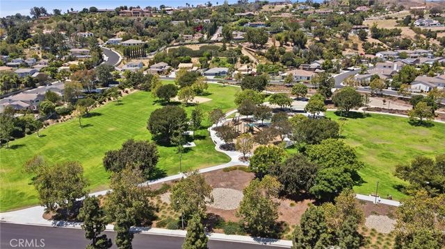 696 Corte Vina, Camarillo, CA 93010