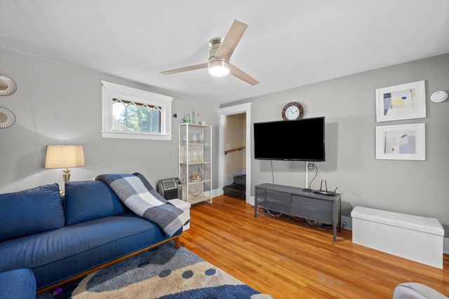 48 Beverly Rd, Worcester, MA 01605