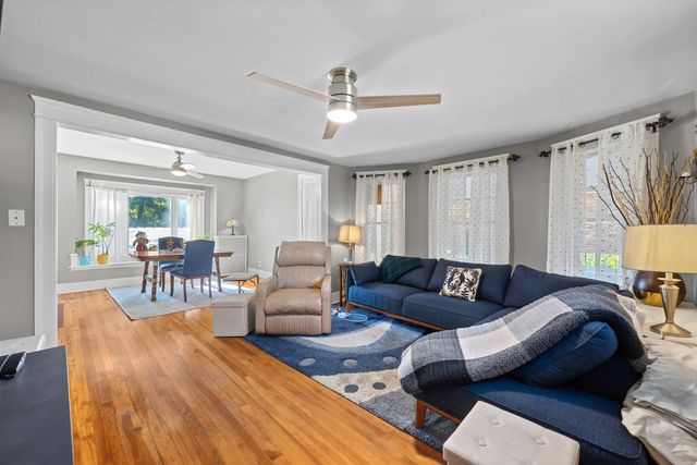 48 Beverly Rd, Worcester, MA 01605