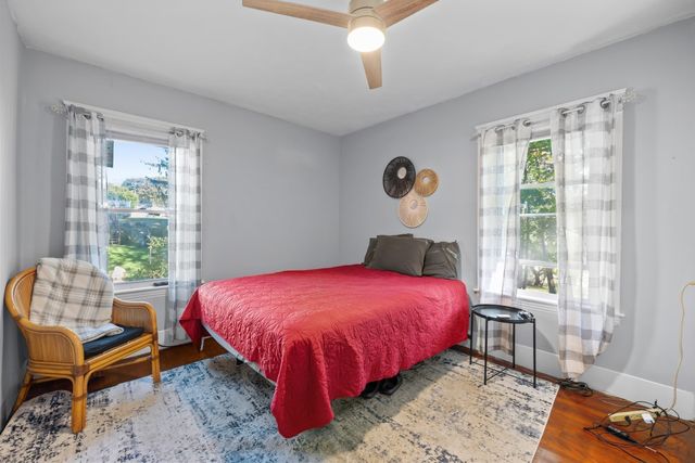 48 Beverly Rd, Worcester, MA 01605