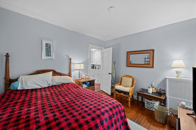 48 Beverly Rd, Worcester, MA 01605