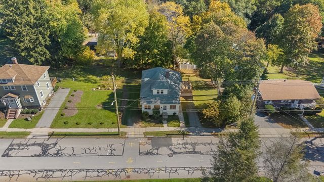 48 Beverly Rd, Worcester, MA 01605