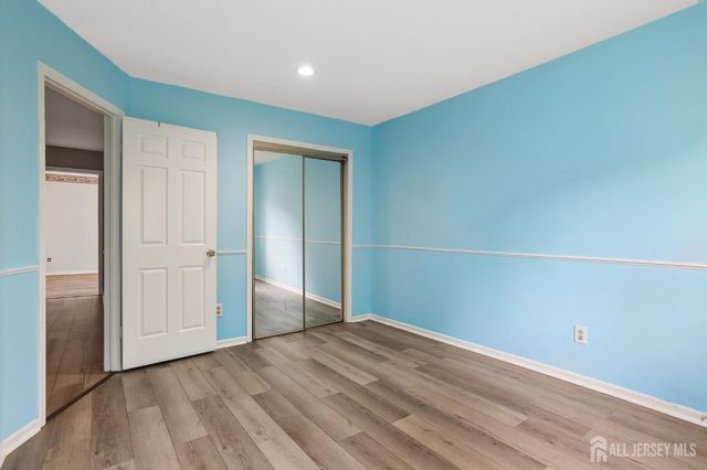 12 Palm Court, Edison, NJ 08820