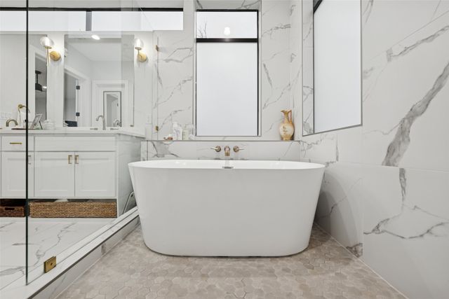 2315 Kirby Street A, Dallas, TX 75204