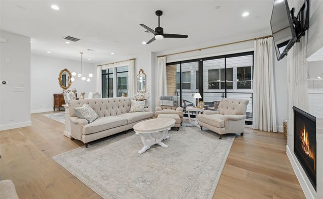 2315 Kirby Street A, Dallas, TX 75204