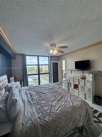 2055 SW 122nd Ave 403, Miami, FL 33175