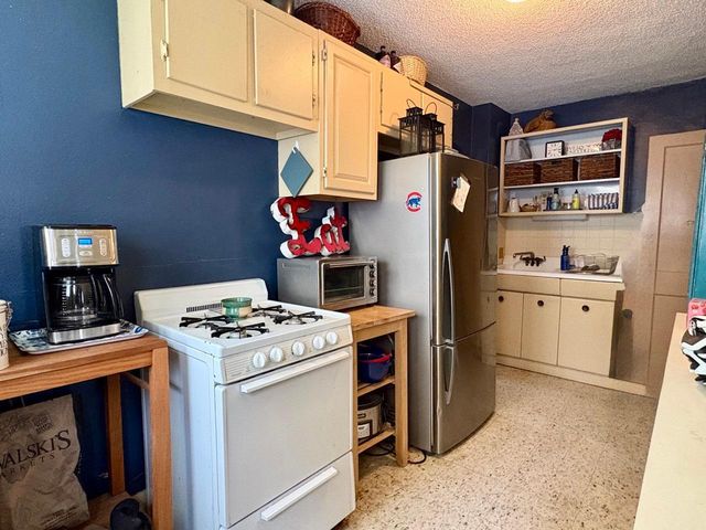 1693 Randolph Avenue, Saint Paul, MN 55105