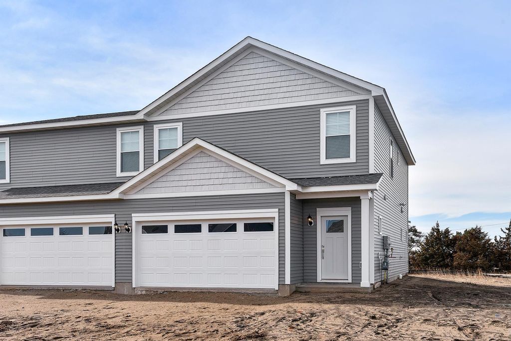 39746 Fallbrook Avenue, North Branch, MN 55056