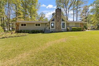 5097 Rock Glen Drive, Stone Mountain, GA 30088