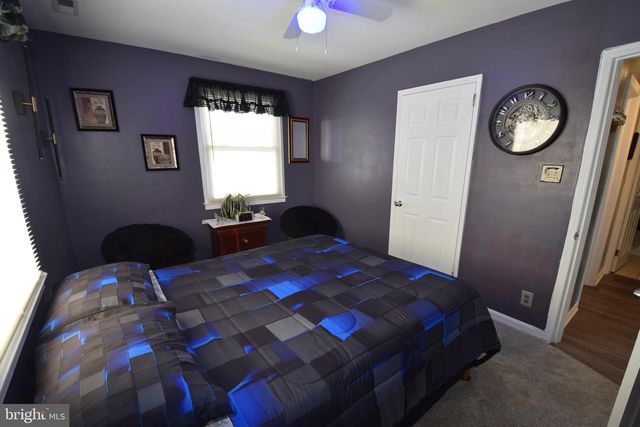 8128 DUNDALK AVE, Baltimore, MD 21222