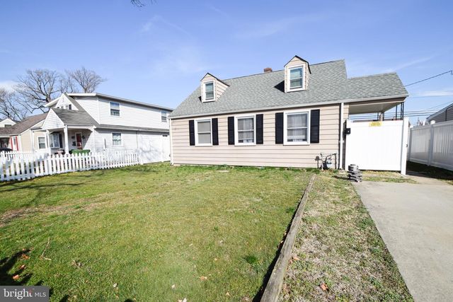 8128 DUNDALK AVE, Baltimore, MD 21222