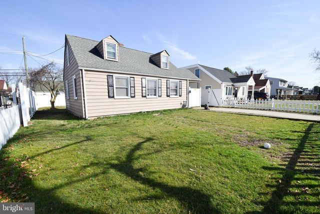 8128 DUNDALK AVE, Baltimore, MD 21222