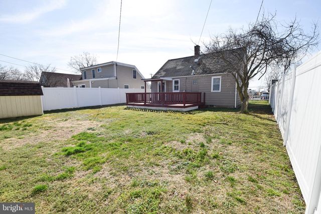 8128 DUNDALK AVE, Baltimore, MD 21222