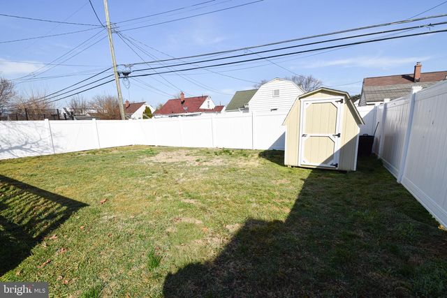 8128 DUNDALK AVE, Baltimore, MD 21222