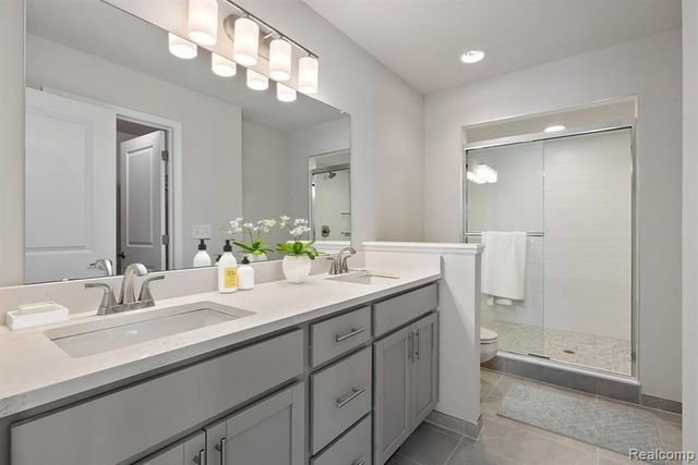 218 Jotham Avenue, Auburn Hills, MI 48326