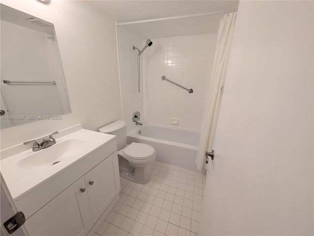 151 SW 135th Ter 212T, Pembroke Pines, FL 33027