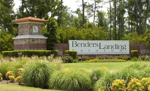 27414 Shady Hills Landing Ln, Spring, TX 77386