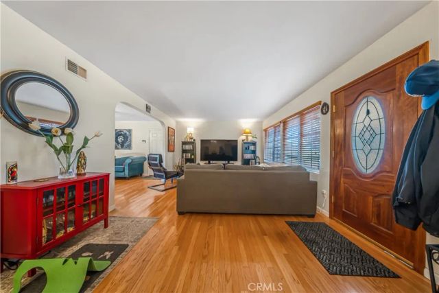 11229 Mclennan, Granada Hills, CA 91344