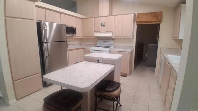 1491 Puritan Way, Oceanside, CA 92057