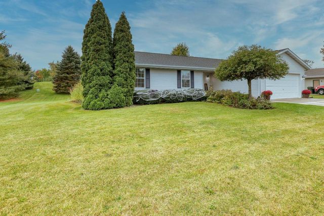 2955 Mallard WAY, East Troy, WI 53120