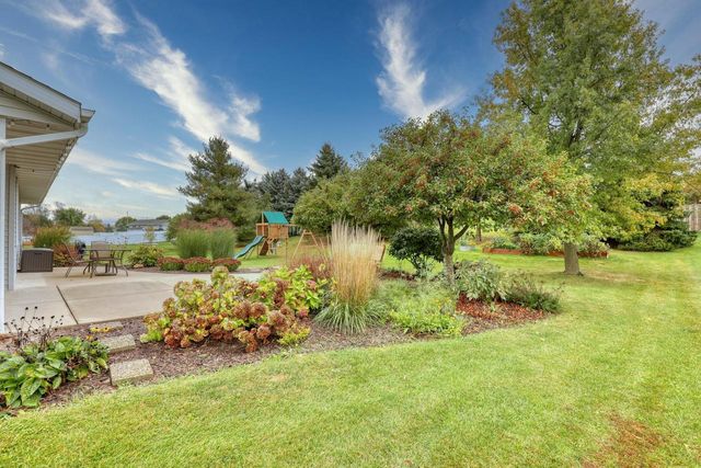 2955 Mallard WAY, East Troy, WI 53120