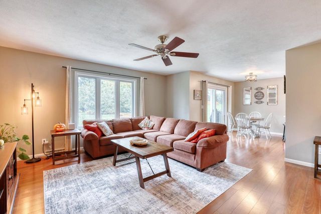 2955 Mallard WAY, East Troy, WI 53120