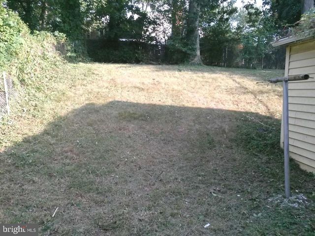 7607 BURNSIDE RD, Landover, MD 20785