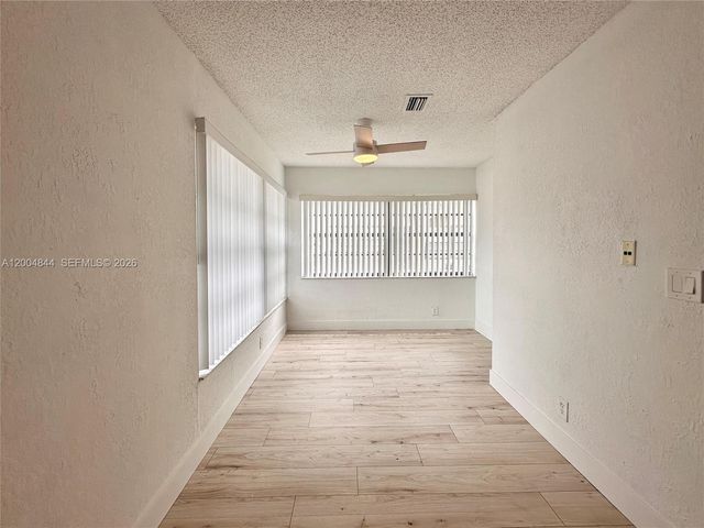 2580 Coral Springs Dr 2580, Coral Springs, FL 33065