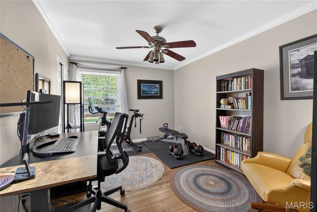 12847 Haw Thicket Lane, Des Peres, MO 63131