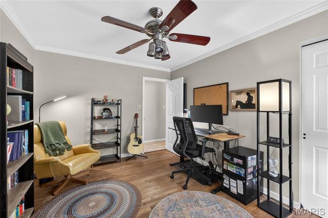 12847 Haw Thicket Lane, Des Peres, MO 63131