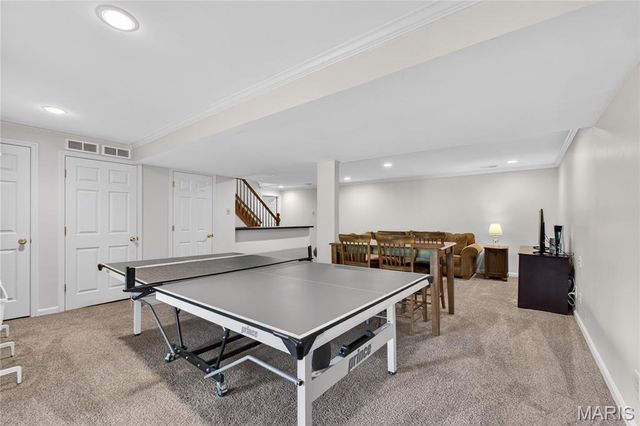12847 Haw Thicket Lane, Des Peres, MO 63131
