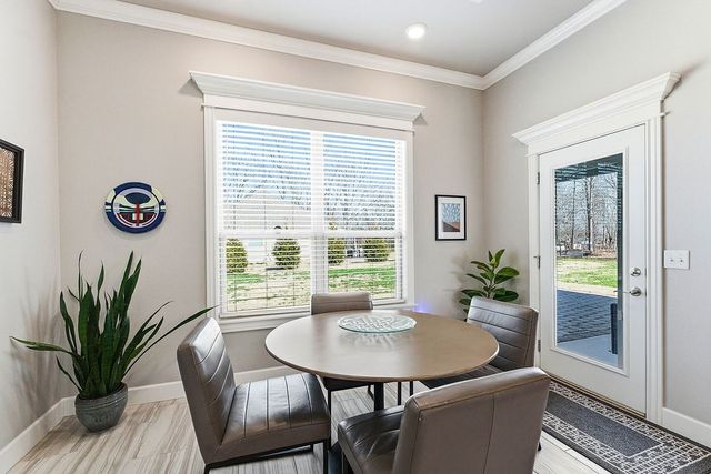 216 Kinross Drive, Bella Vista, AR 72715