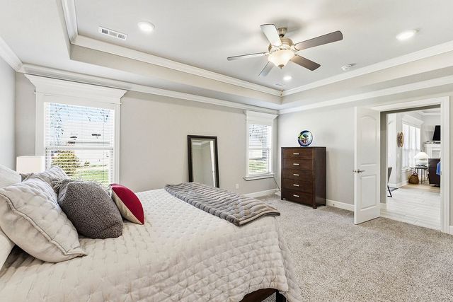 216 Kinross Drive, Bella Vista, AR 72715