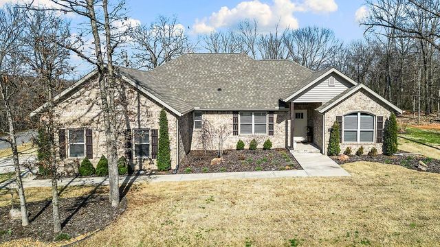 216 Kinross Drive, Bella Vista, AR 72715