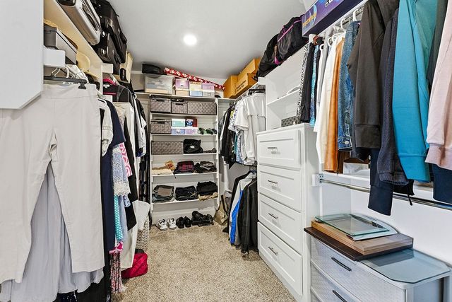 216 Kinross Drive, Bella Vista, AR 72715