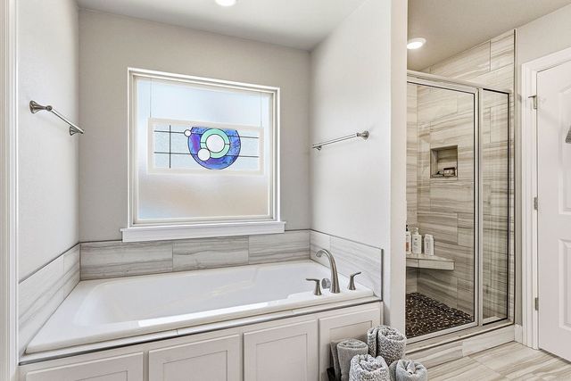 216 Kinross Drive, Bella Vista, AR 72715