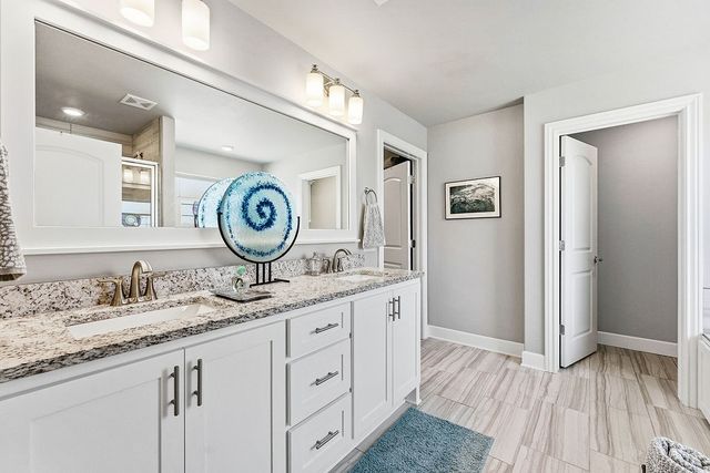 216 Kinross Drive, Bella Vista, AR 72715