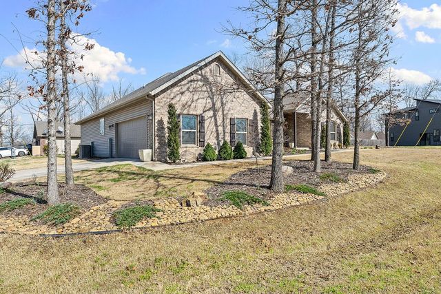 216 Kinross Drive, Bella Vista, AR 72715