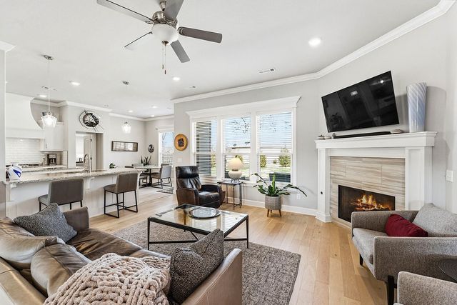 216 Kinross Drive, Bella Vista, AR 72715