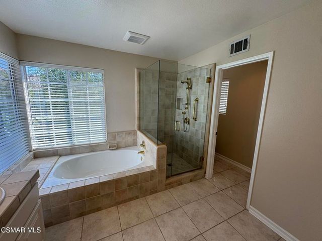 834 Sunstone Street, Westlake Village, CA 91362